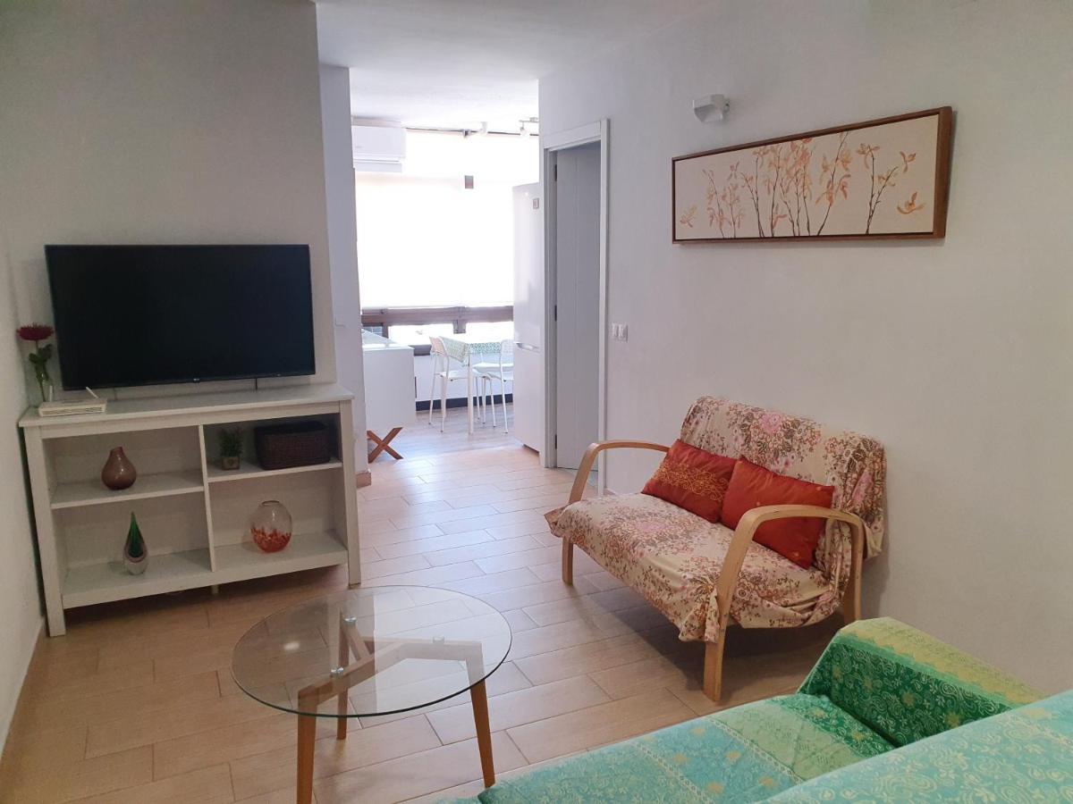 Apartamento Apartamento junto al puerto de Fuengirola Exterior foto