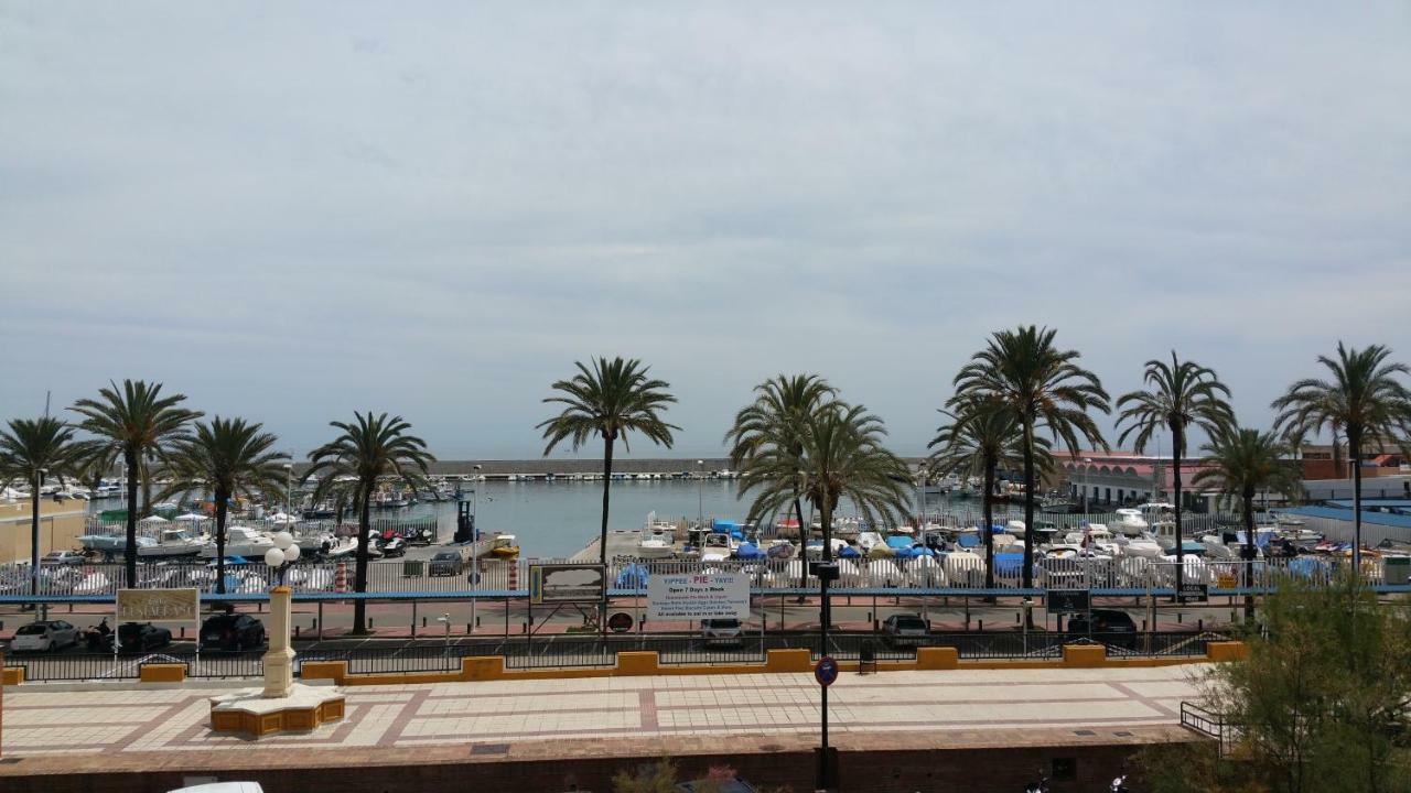 Apartamento Apartamento junto al puerto de Fuengirola Exterior foto